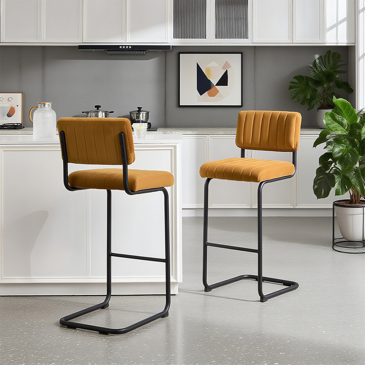 Mid-Century Modern Velvet Cantilever Bar Stool-Kursi berlapis berlapis dengan bingkai logam hitam sandaran & matte
